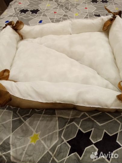 Лежак для собак и кошек