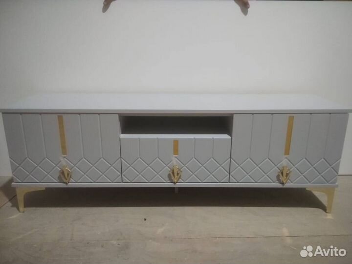 Тумба под тв