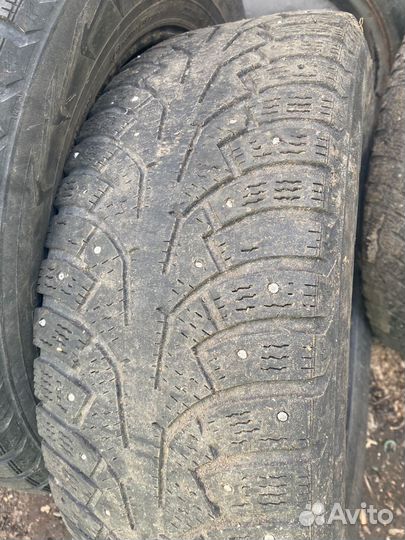 Nokian Tyres Hakkapeliitta 5 215/65 R16