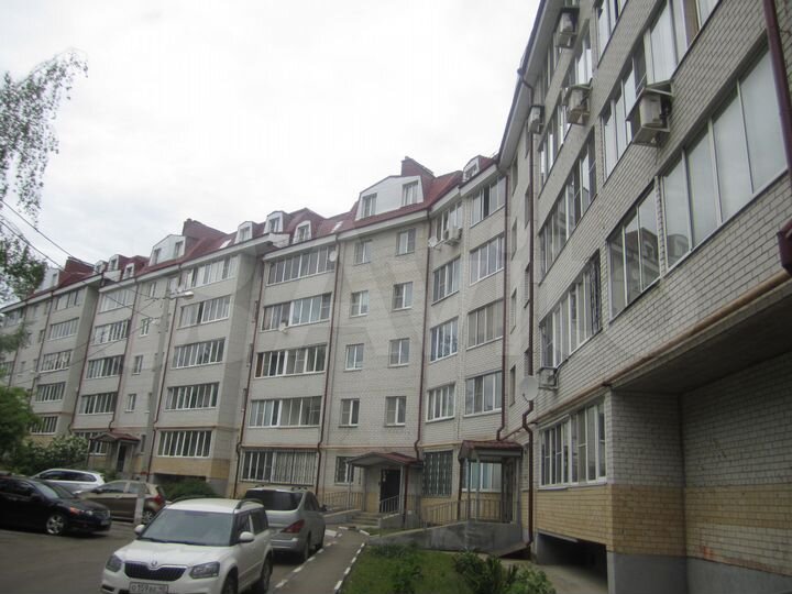 2-к. квартира, 58 м², 3/5 эт.