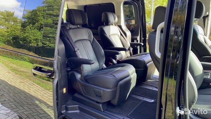 Hyundai Staria 2.2 AT, 2025, 9 042 км