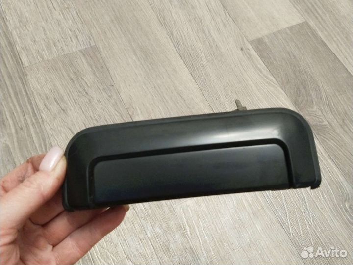 Ручка двери задней левой Mitsubishi Pajero Sport 1