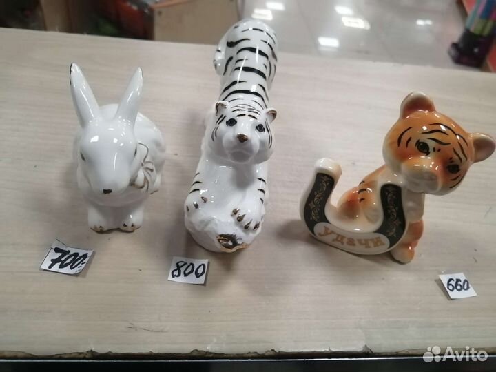 Фарфоровые статуэтки