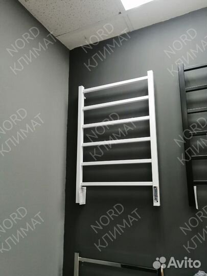 Полотенцесушители электрические Royal Thermo Axel