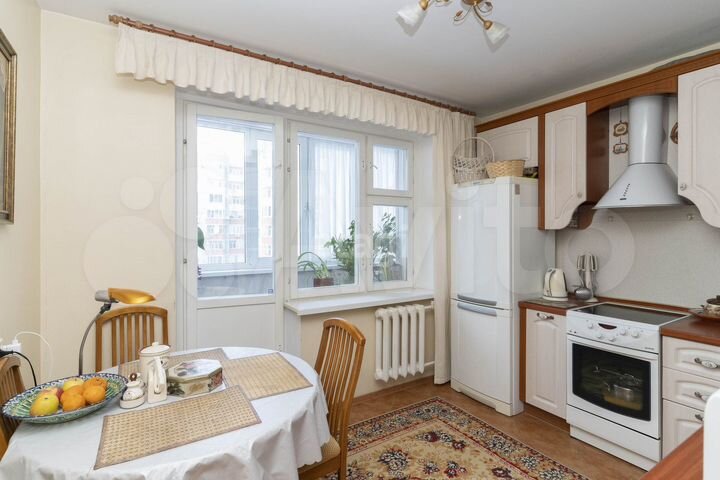 2-к. квартира, 62,1 м², 6/10 эт.