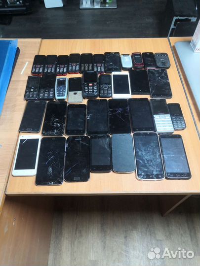 Куча телефонов