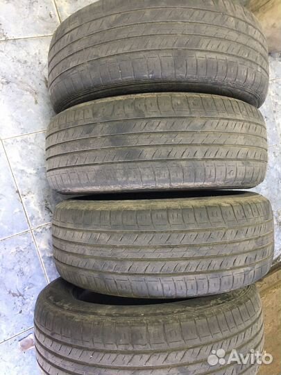 Dunlop Enasave 97 215/60 R16