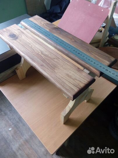 Скамейка деревянная