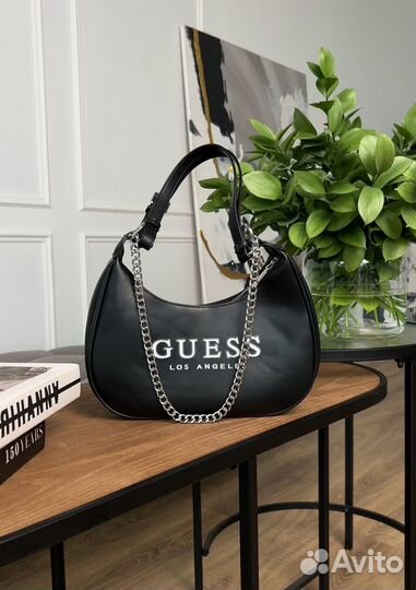 Сумка багет guess