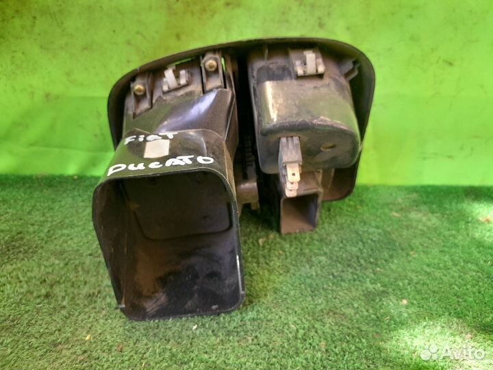 Дефлектор обдува правый fiat Ducato