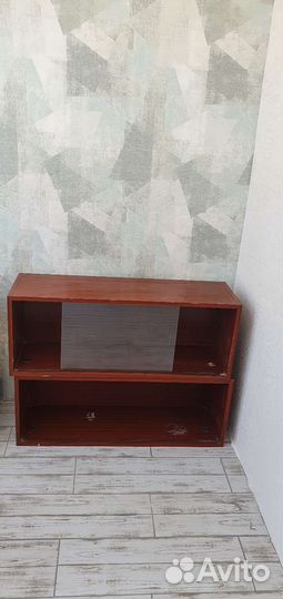 Полка настенная навесная