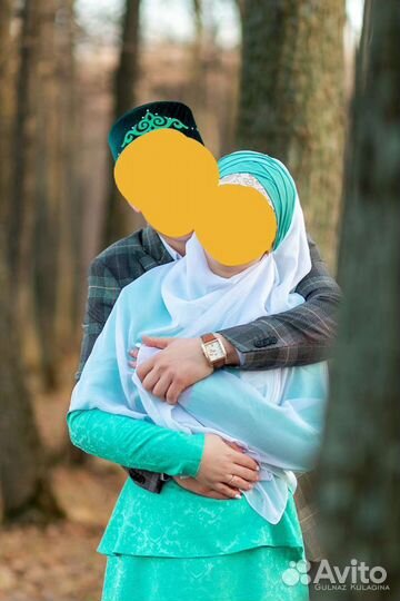 Платье на никах