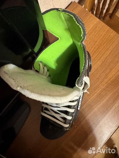 Хоккейные коньки bauer