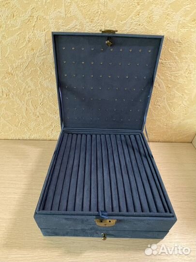 Шкатулка для украшений большая новая