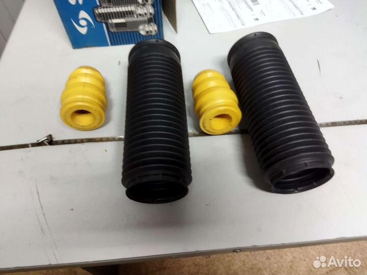 Пыльник амортизатора с отбойником ford transit 06