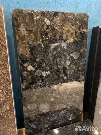 Памятник из Лабрадорита 100х50х8