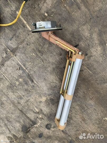 Датчик уровня топлива на toyota soarer JZZ30 1jzgt