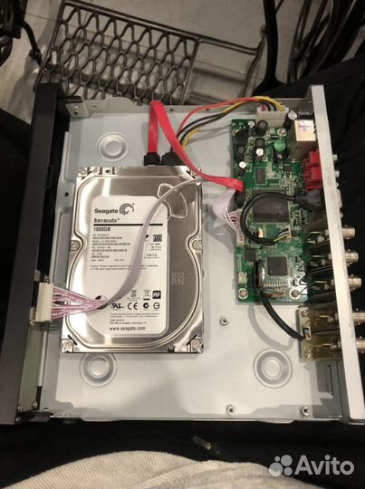 Видеорегистратор divitec DT-idvr08110