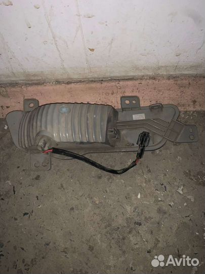 Фонарь заднего хода Шевроле Круз хетчбек