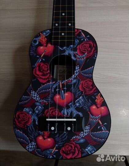 Укулеле DaVinci vins-20 Heart сопрано