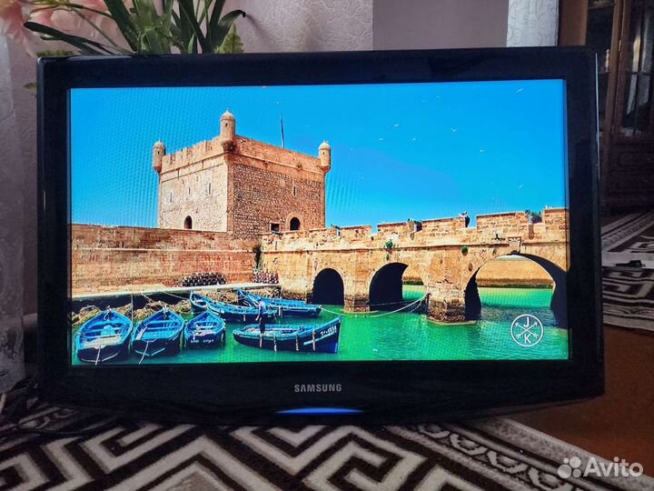 Телевизор Samsung LE32R81B
