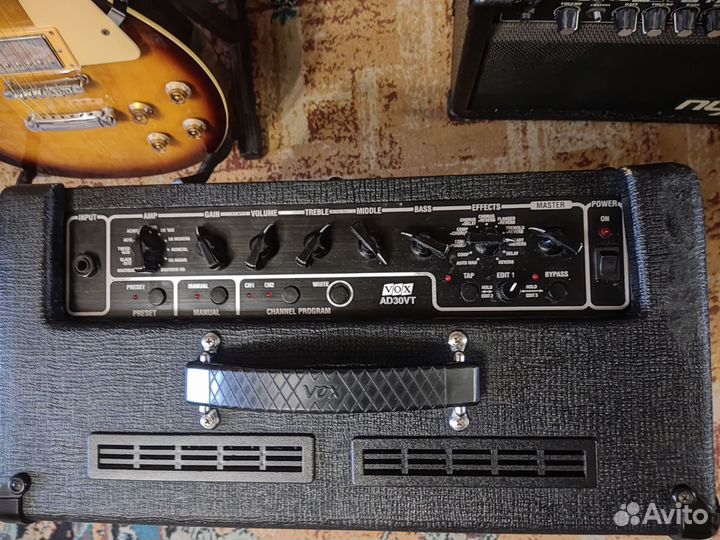 Комбоусилитель Vox 30 Вт / лампа / обмен