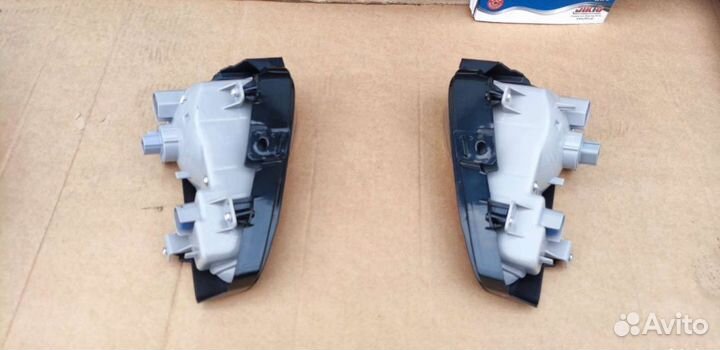 Поворотники Toyota camry 55