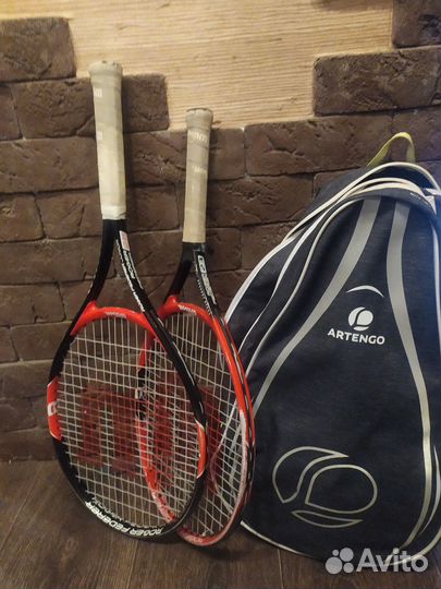 Теннисная ракетка