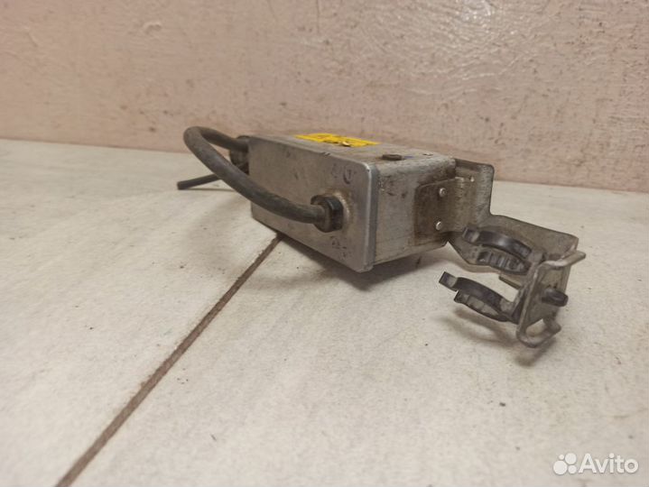 Блок розжига ксенона 4A0941471