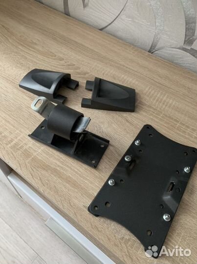 Кронштейн для телевизора