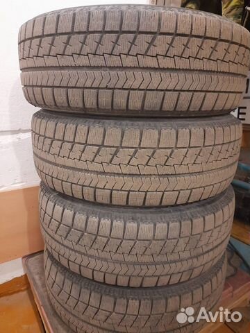 Bridgestone Blizzak VRX 215/60 R16 95S