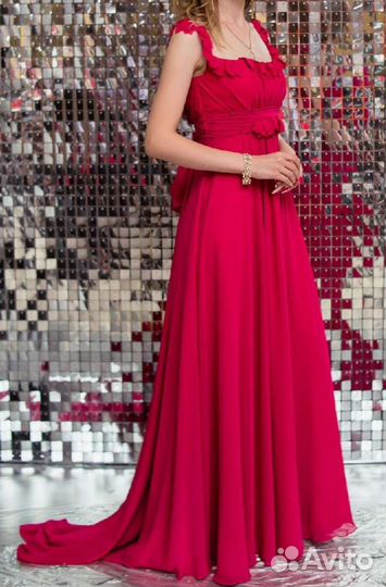 Вечернее платье