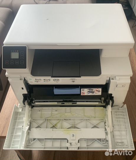 Мфу HP Color LaserJet Pro M180n