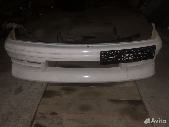 Передний Бампер Toyota Mark 2 Gx81,Crests Gx81