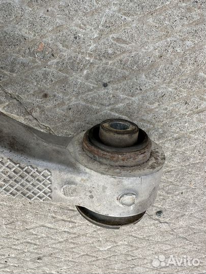 Рычаг передний правый dodge ram 5gen 68261620