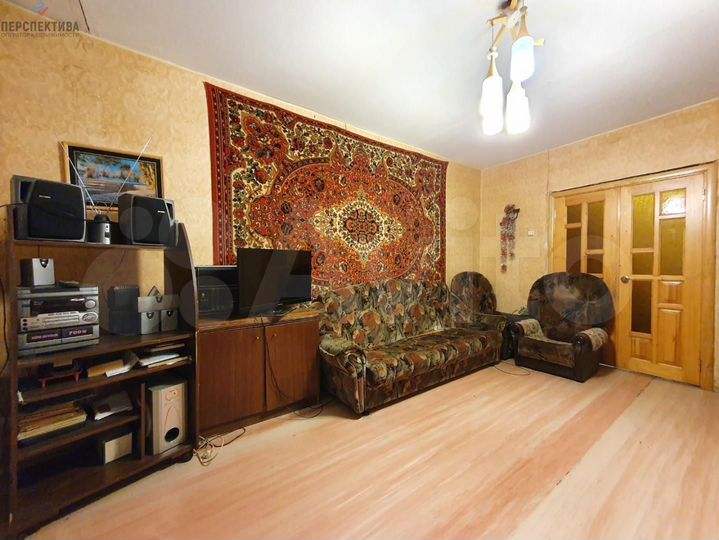 2-к. квартира, 53 м², 3/9 эт.