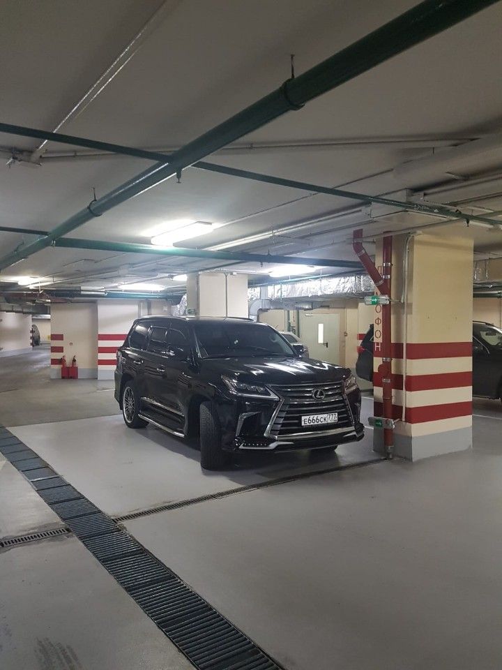 Lexus LX: фото владельца
