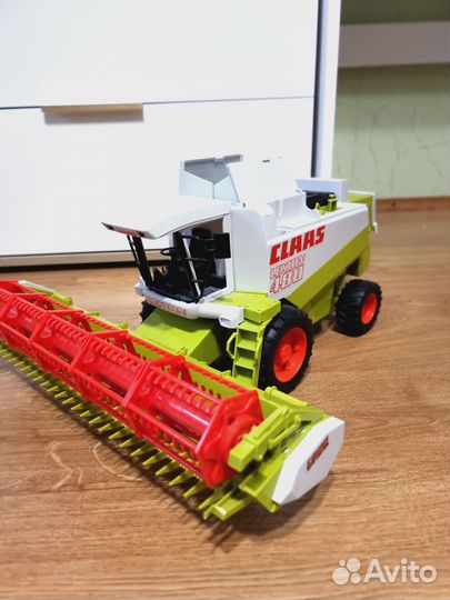 Комбайн bruder