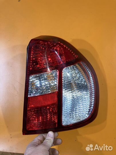 Фонарь правый для Renault Symbol 1998-2008