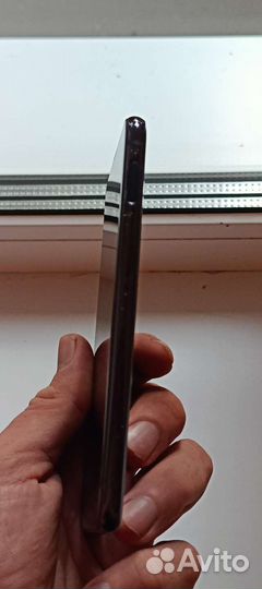 Samsung galaxy s10e телефон