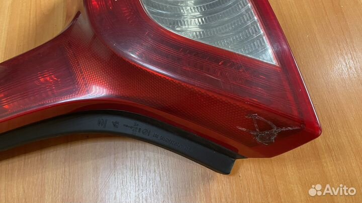 Фонарь задний правый Volvo c30