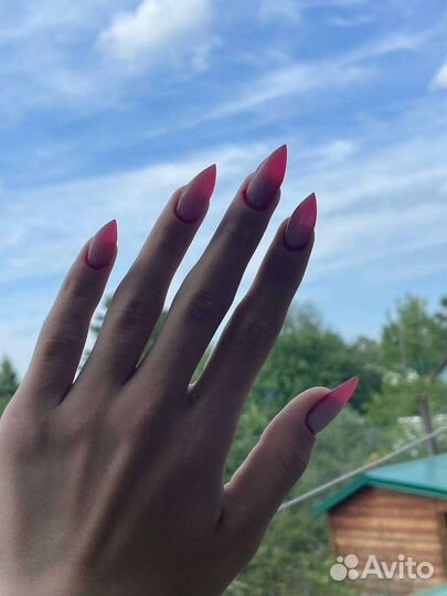 Маникюр/наращивание ногтей