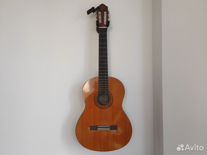 Акустическая гитара yamaha c40