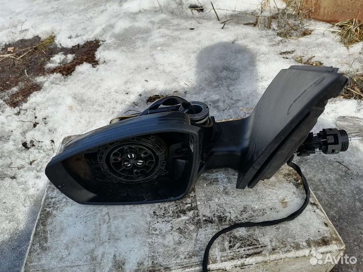 Зеркало левое volkswagen polo