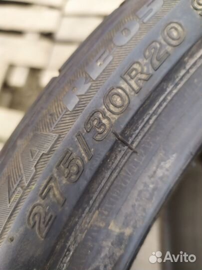 Bridgestone Potenza RE050A 275/30 R20 97Y