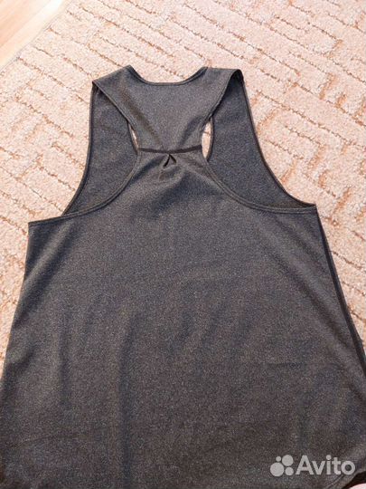 Спортивный топ