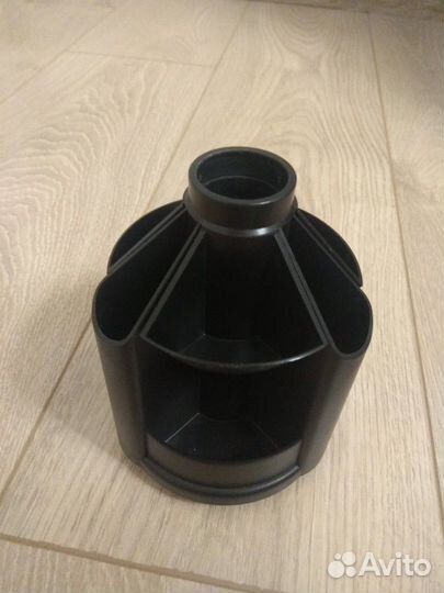 Подставка для канцелярских принадлежностей