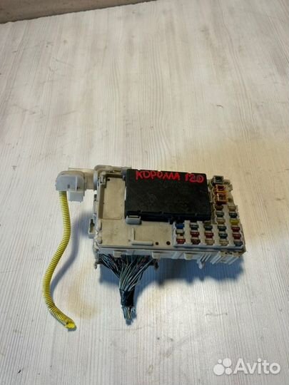 Блок предохранителей Toyota Corolla 120