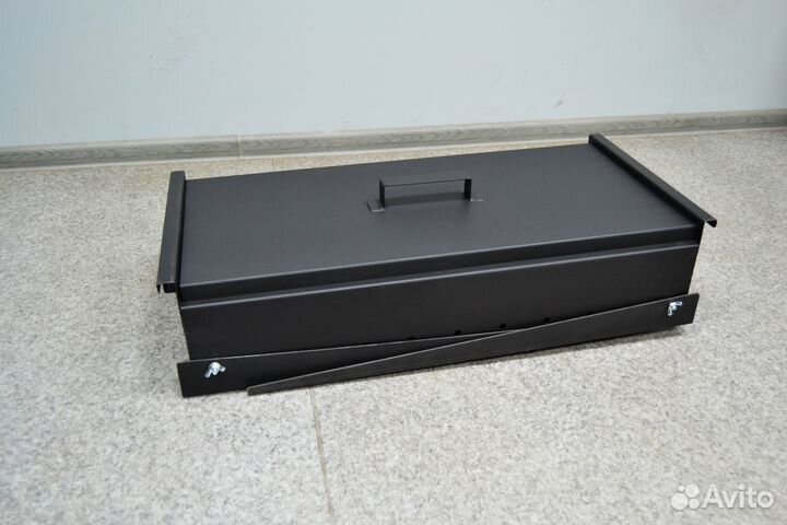 Мангал с крышкой Venturo