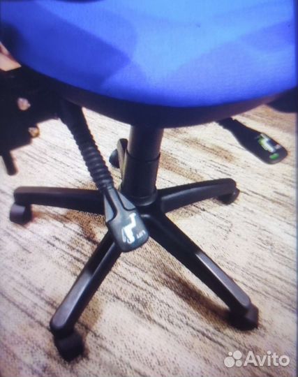 Компьютерное кресло